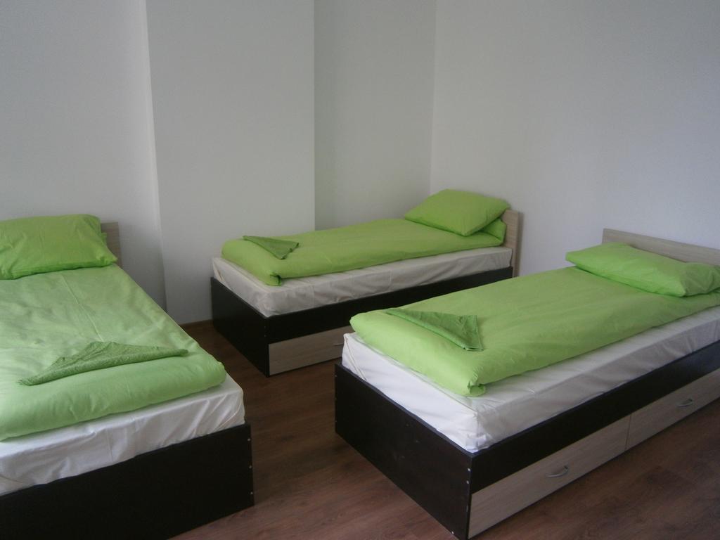 Ivory Tower Hostel Sofia Exteriör bild